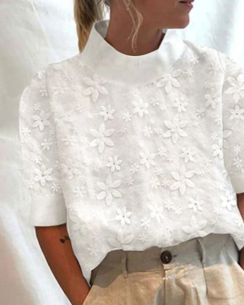 Julia – Elegant Women's Lace Blouse