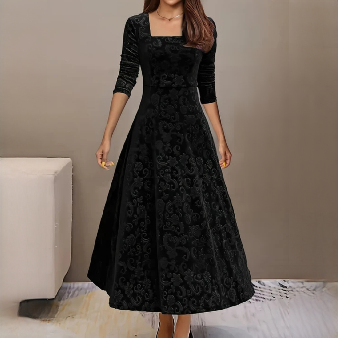 Bethany - Fashionable flowy dress