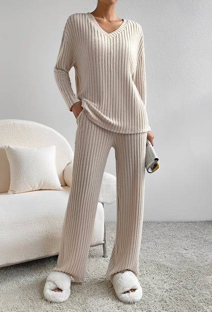Niki - Relaxed Striped Outfit Set