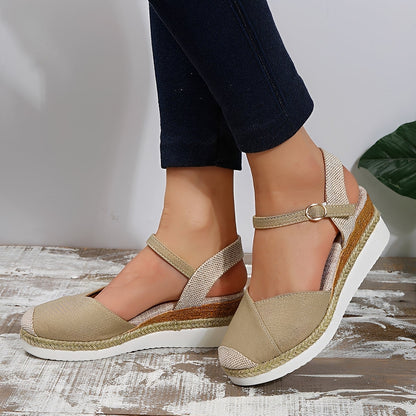 Esmeralda - Stylish sandals