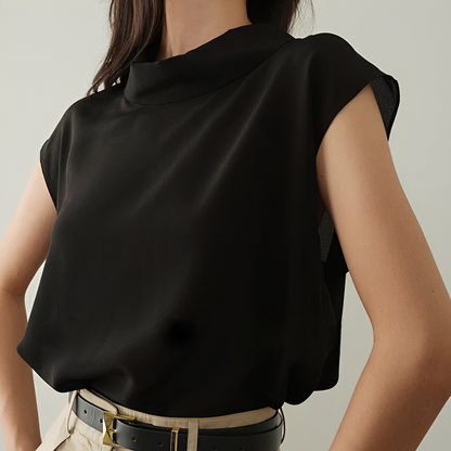 Linda - Casual Short Sleeve T-shirt