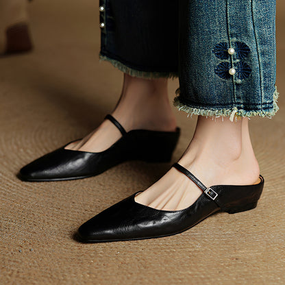 Daniela - Elegant Closed Toe Sandals