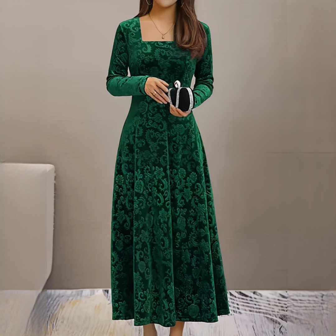 Bethany - Fashionable flowy dress