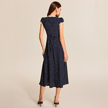 Janette - Trendy lace trimmed dress