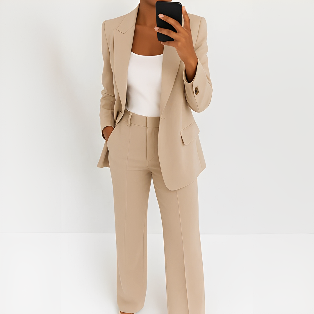 Brenda - Stylish suit