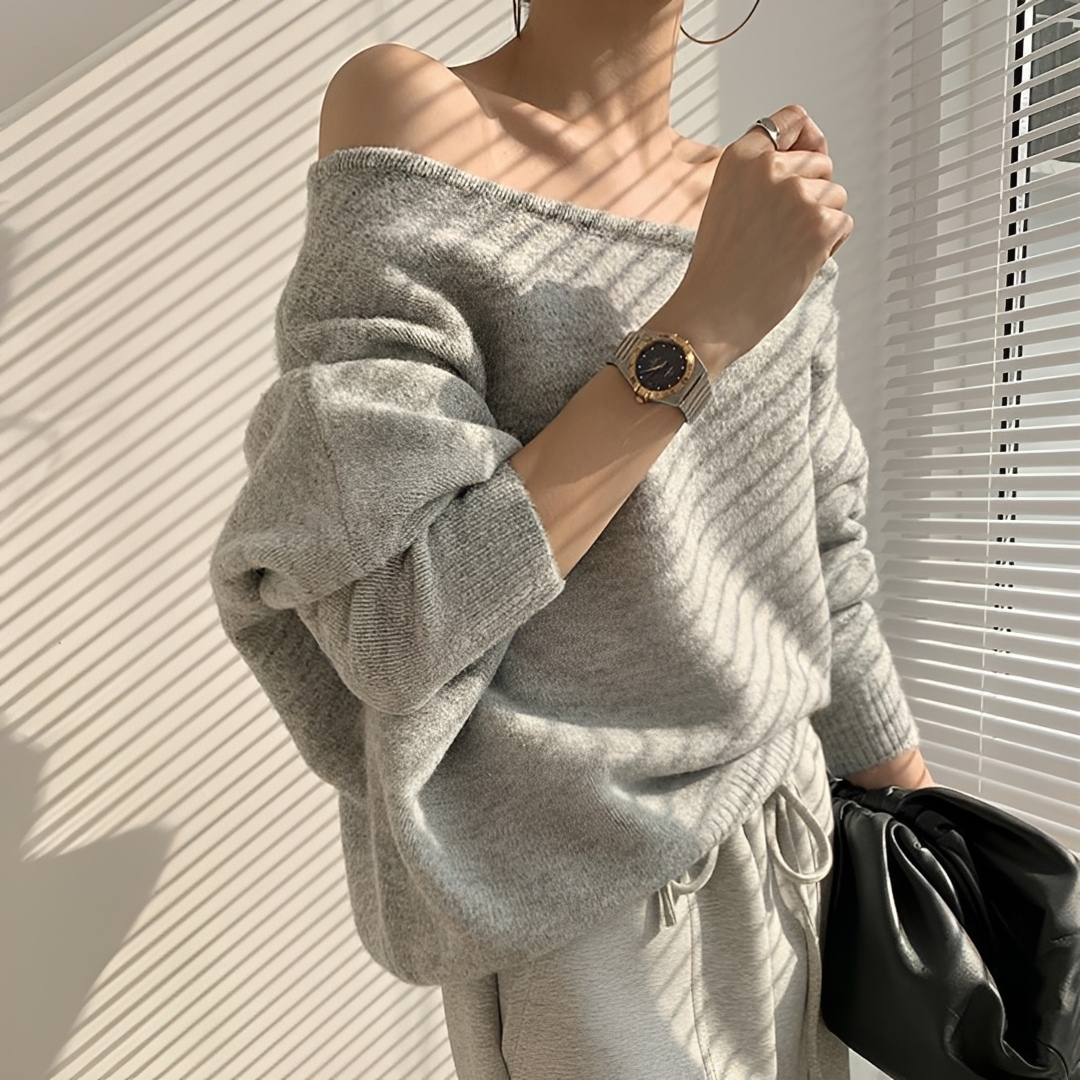 Melchora - Off-Shoulder Asymmetrical Top