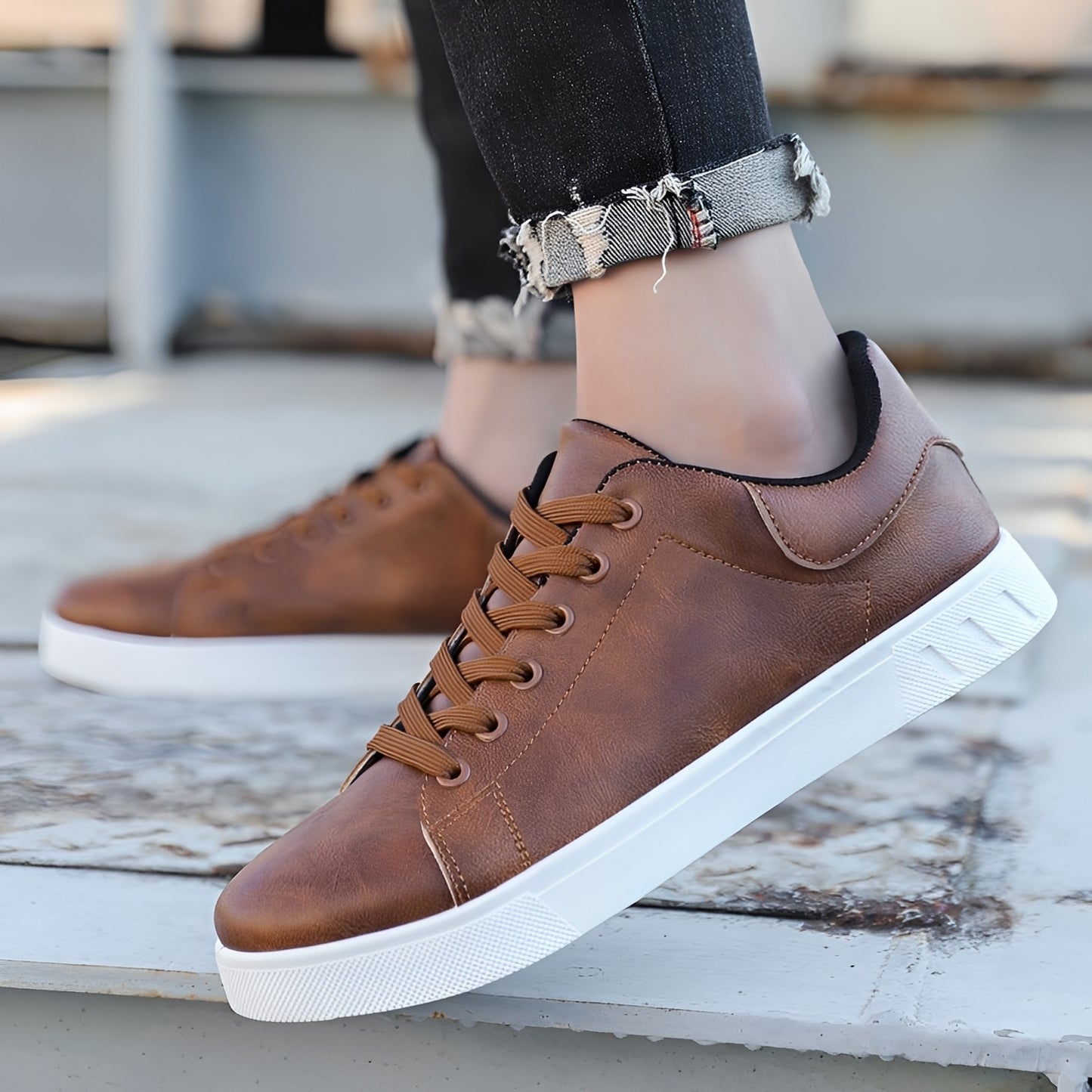 Howell - Casual Flat Sneakers