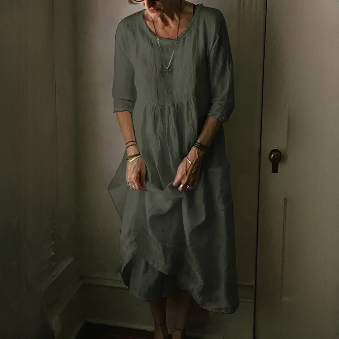 Aimee - Cozy Pleated Dress