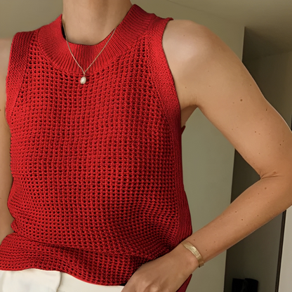 Carmilla - Stylish sleeveless tops