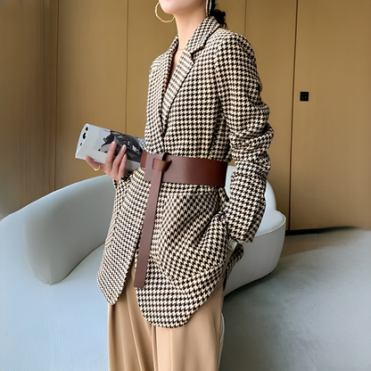 Julianna - Trendy Blazer