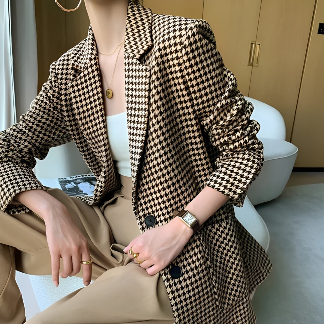 Julianna - Trendy Blazer