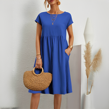 Evalyn - Sophisticated Midi Dress