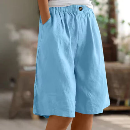Renee- Comfortable Women's Shorts with Pockets