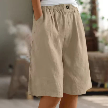 Renee- Comfortable Women's Shorts with Pockets