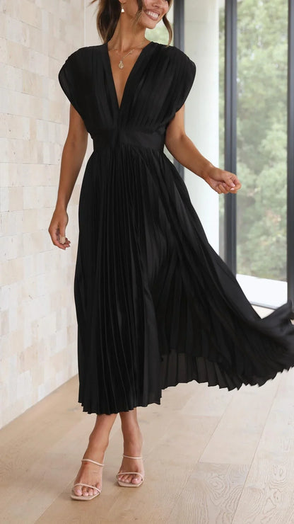 Maria – Elegant Women's Pleated Dress