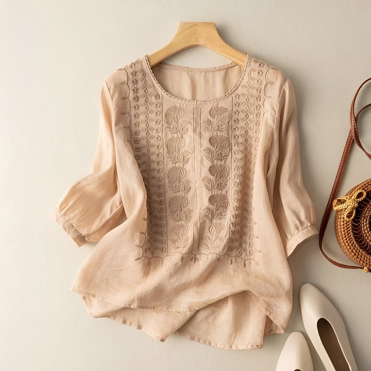 Daniyal - Loose Embroidery Blouse