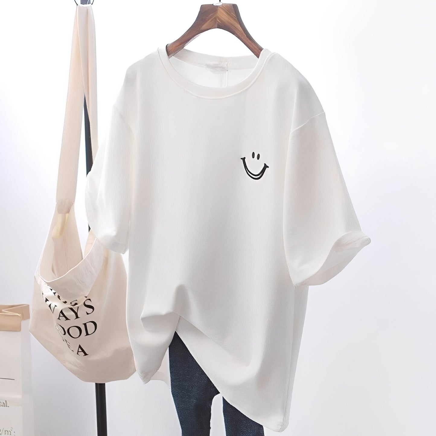 Selina - Stylish Printed T-shirt