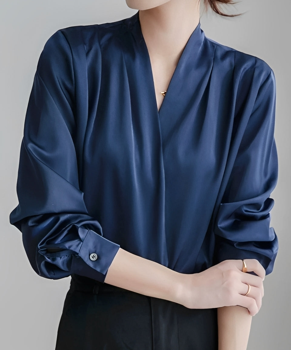 Isabel - Stylish V-neck Shirt