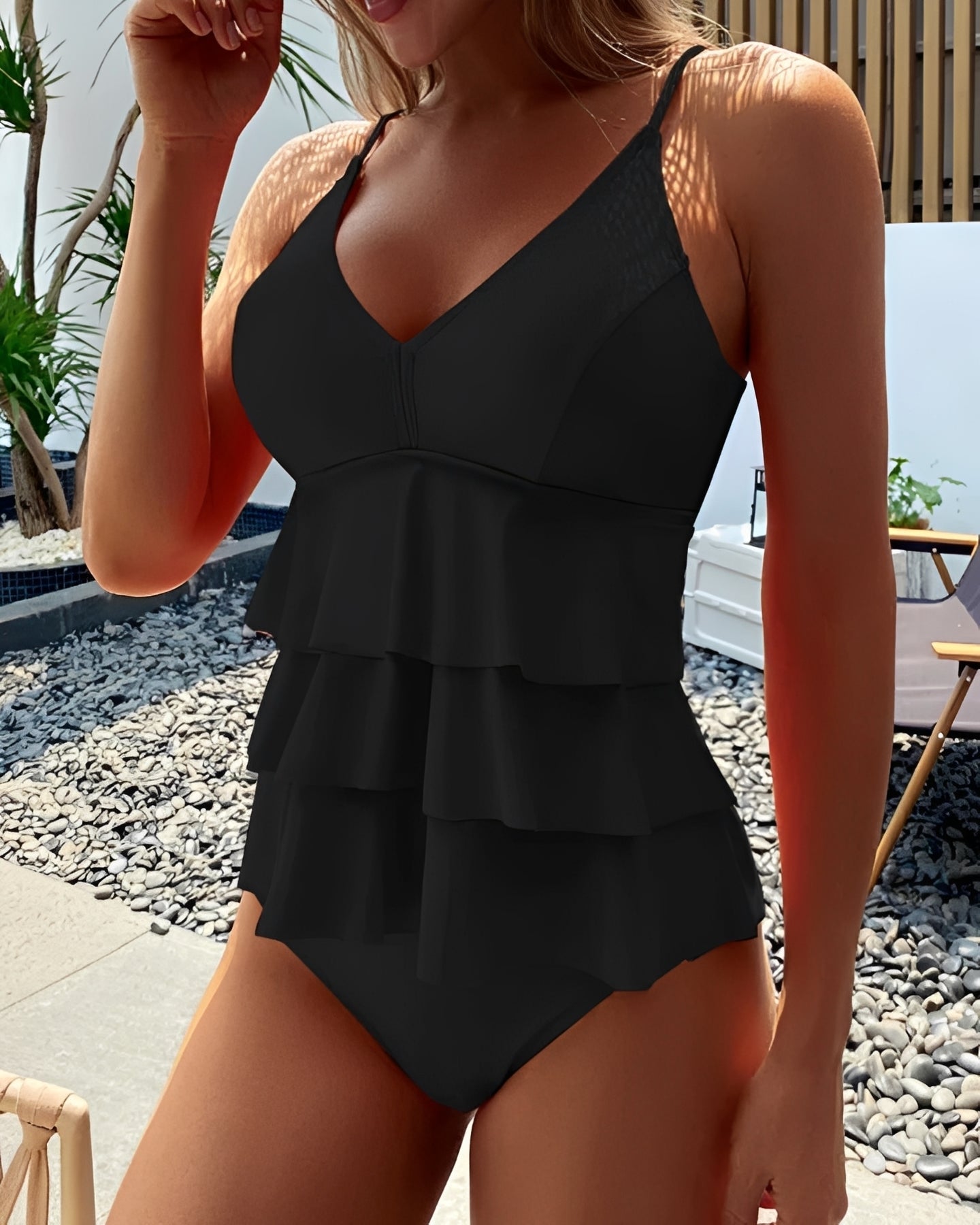 Lauren - Chic Ruffle Swimsuit